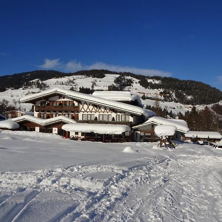 Alpenhotel Landhaus Kuechl Kirchberg in Tirol Bagian luar foto