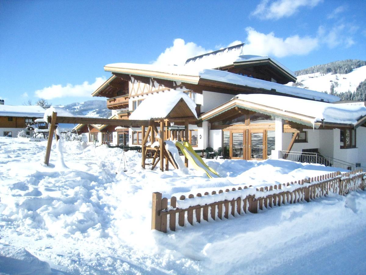 Alpenhotel Landhaus Kuechl Kirchberg in Tirol Bagian luar foto