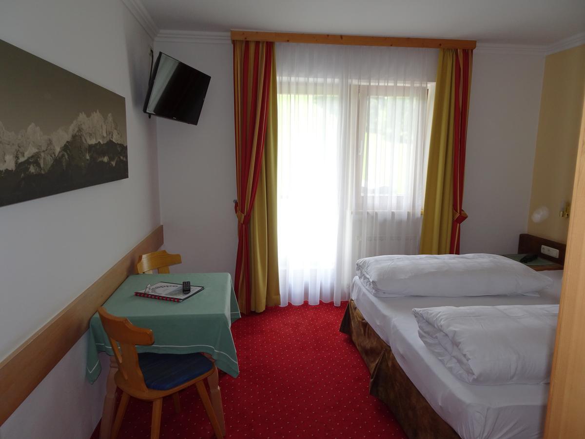Alpenhotel Landhaus Kuechl Kirchberg in Tirol Bagian luar foto